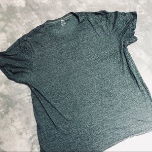 ✨3 for $20✨ Old Navy Shirt